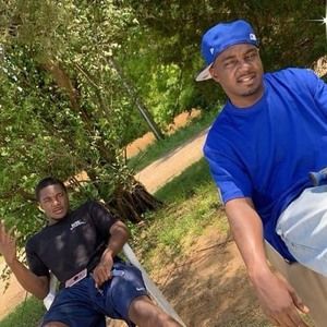 Meet your Posher, Donta